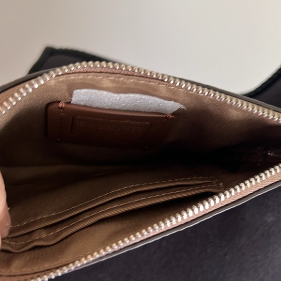 SET NWTs Coach X Jean Michel Basquiat Mecca Leather Hexagonal Crossbody Wristlet - Picture 9 of 9